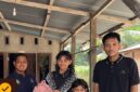 Perwakilan CV BJS mitra Agrinas Palma Nusantara. Menyalurkan bantuan perlengkapan sekolah
